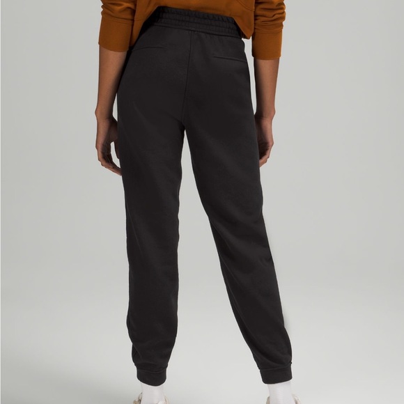 ❤️ Lululemon Loungeful High-Rise Jogger Full Length Size 4 Black NWOT - Picture 7 of 12